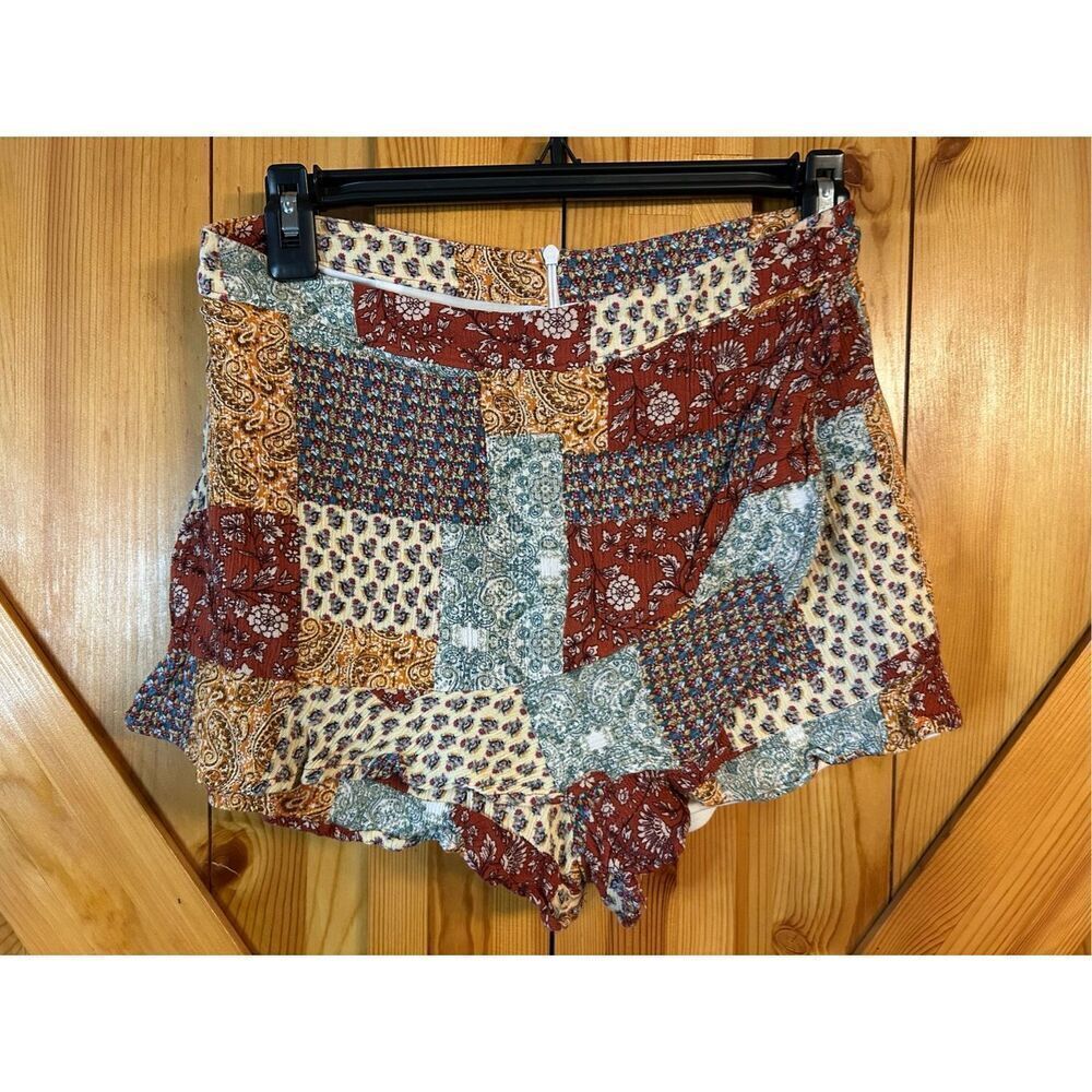 Altar’d State Women’s Dressy Shorts Lined Size Small (8346) Boho